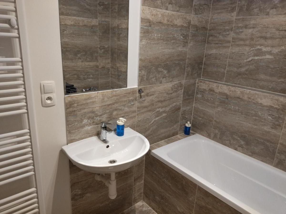 Brand New One Bedroom Apartment #54 In Brand New Building With Free Parking Prague Luaran gambar